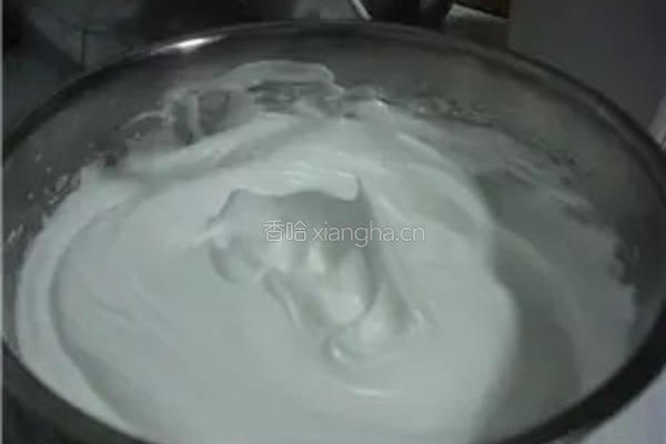 比布丁还柔软的蛋糕:豆腐蛋糕的做法图解5