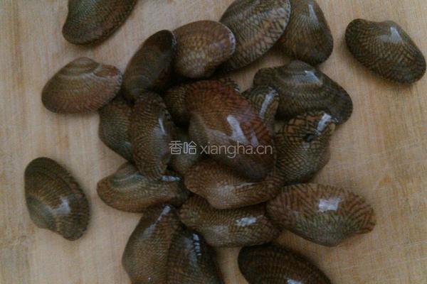 花甲肉炒通菜梗的做法图解3