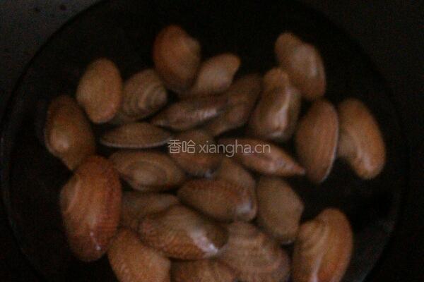 花甲肉炒通菜梗的做法图解4