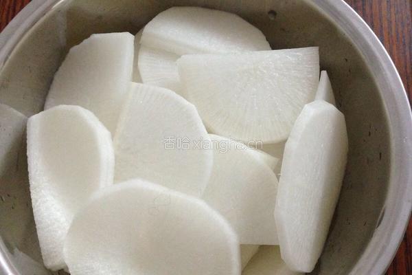 糖醋酸脆萝卜的做法图解2