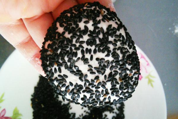 红豆馅芝麻饼的做法图解9