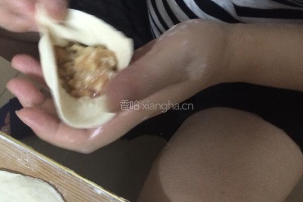 肉包子的做法图解3
