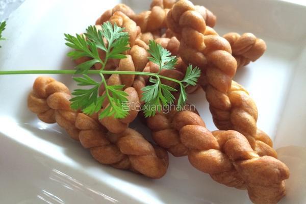 蛋奶小麻花的做法图解10