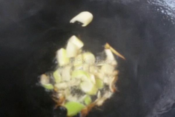 尖椒土豆片。的做法图解3