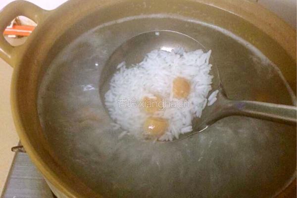 干贝海鲜粥的做法图解4