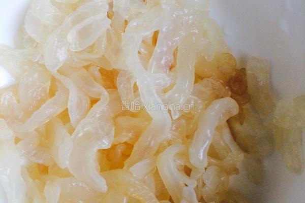 海蜇黄瓜丝的做法图解1