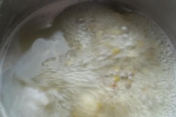 菊花绿豆粥。的做法图解5