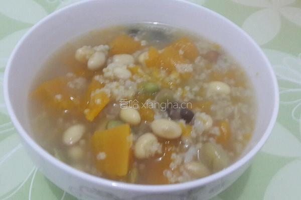 南瓜五彩豆粥