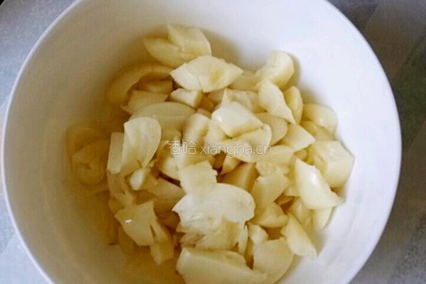 辣椒炒鸡腿的做法图解3