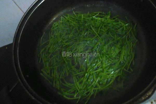 黄瓜凉拌豆芽的做法图解2
