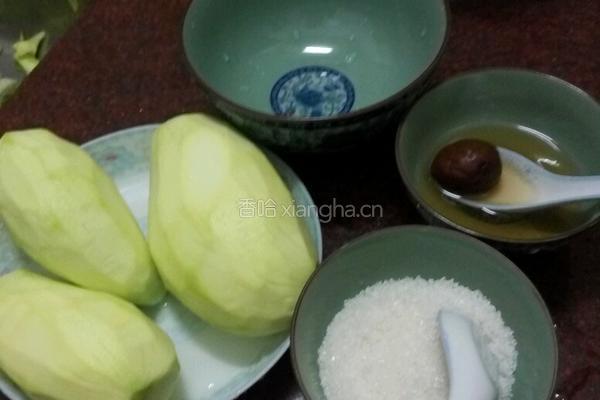 酸甜青芒果的做法图解1