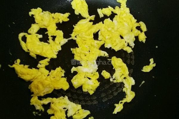 五彩炒饭的做法图解2