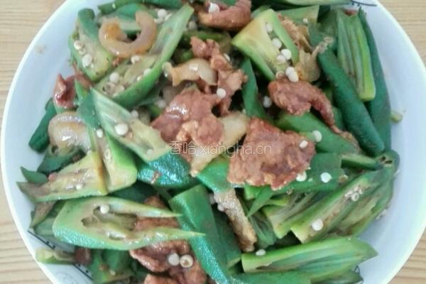 醋溜肉片黄秋葵的做法图解1