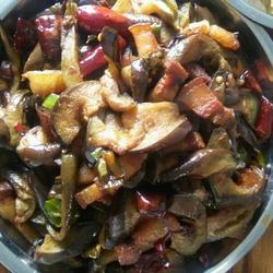 坨坨肉烧茄子的做法[图]