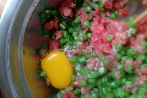 缸豆肉末饼的做法图解4