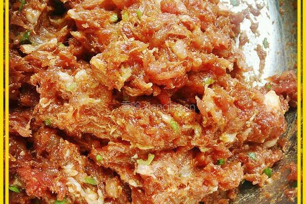 千层肉饼的做法图解1