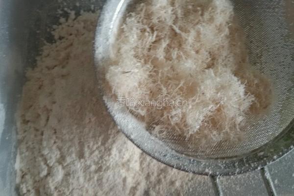 原味杂粮葛根粉丝糕。的做法图解2