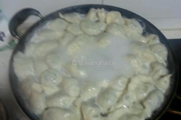 黑木耳毛豆冬瓜馄饨的做法图解5