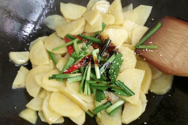 家常土豆片的做法图解7