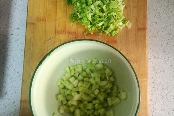 青瓜瘦肉粥的做法图解1