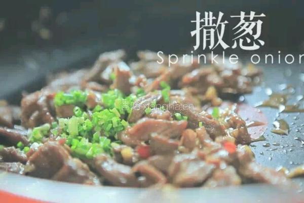 风情黑椒牛肉生菜卷的做法图解11