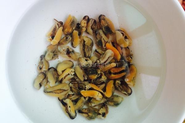 莼菜豆腐羹的做法图解2