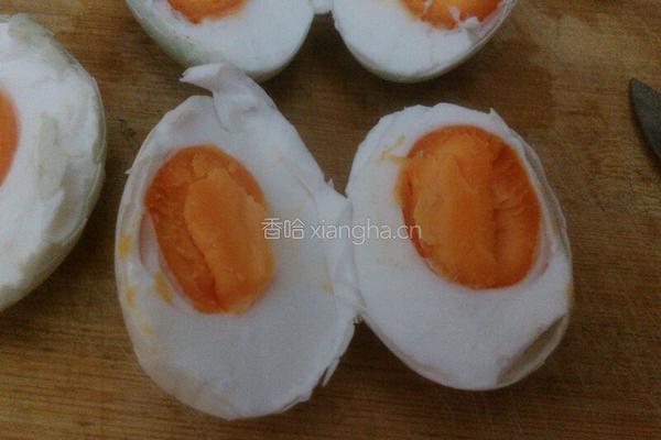 蛋黄焗金瓜的做法图解2