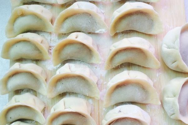 羊肉香椿水饺的做法图解5