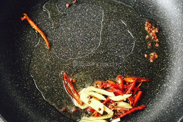 豆豉火爆大头菜的做法图解3