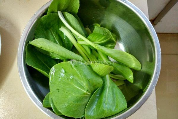 番茄青菜蛋汤的做法图解2