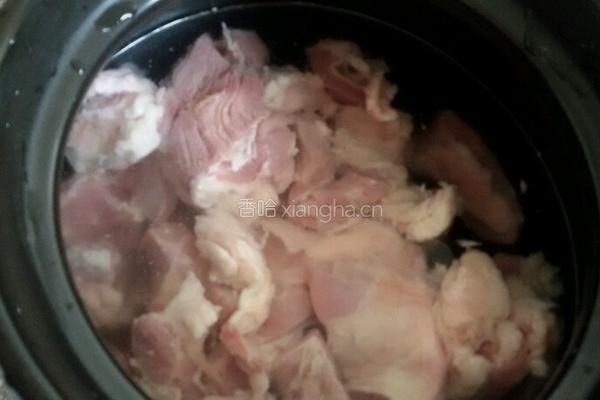 莲藕炖羊肉。的做法图解5