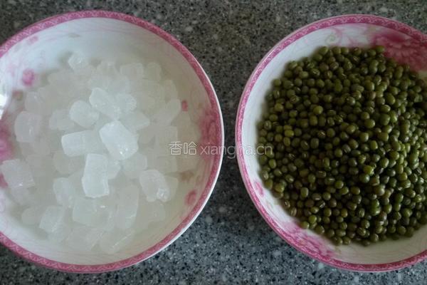 绿豆汤的做法图解1