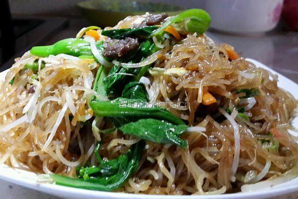牛肉炒米粉的做法图解7