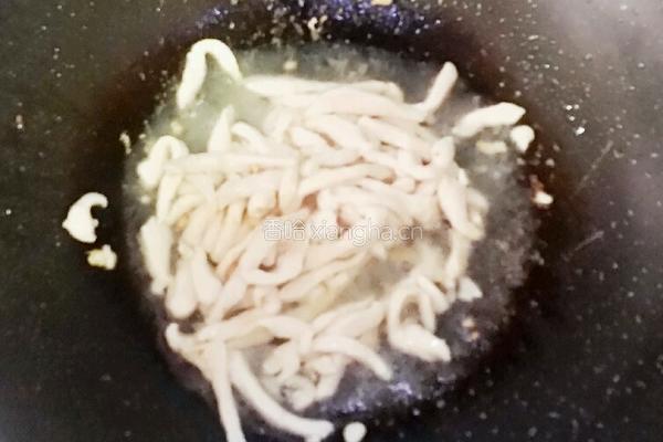 青椒炒肉丝的做法图解3