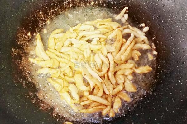 青椒炒肉丝的做法图解4