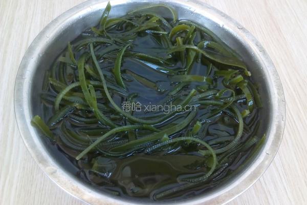 香辣海带丝的做法图解3