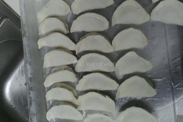 洋葱木耳水饺的做法图解6