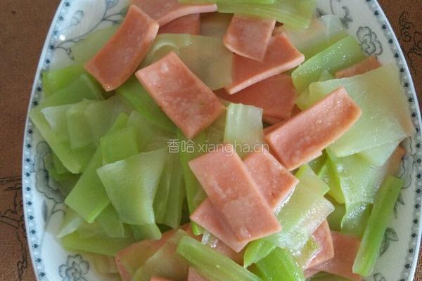 莴笋片炒火腿（求关注）的做法图解6