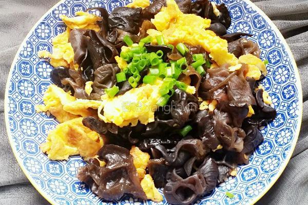 木耳炒鸡蛋的做法图解8