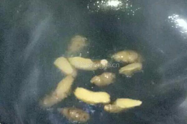 红烧土豆牛腩的做法图解1