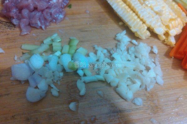 炸酱拌面的做法图解2