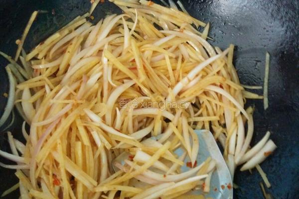 素炒土豆洋葱青椒丝的做法图解9