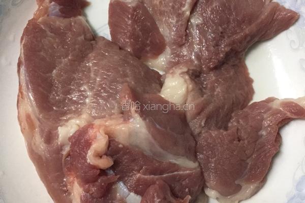 粟米肉粒的做法图解1