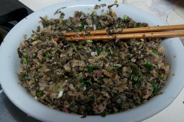 干菜猪肉馅儿包子的做法图解4
