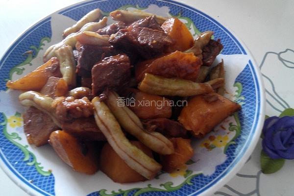 牛肉炖土豆