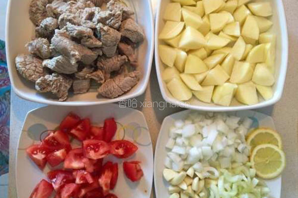 番茄土豆炖牛肉的做法图解3