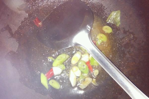 红薯炖鸡的做法图解3