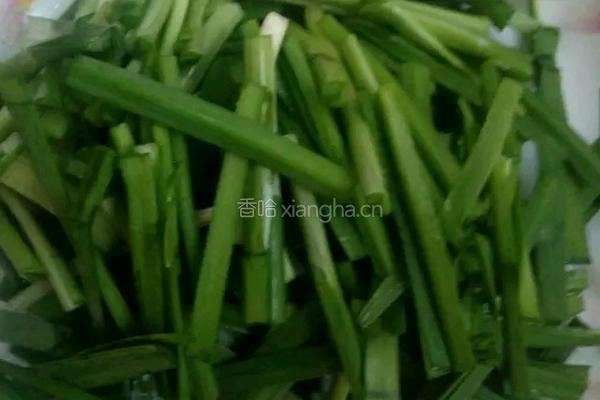 蚝油韭菜炒豆皮的做法图解2