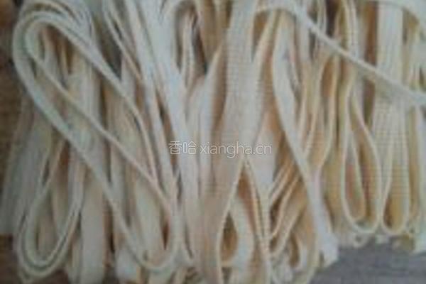 蚝油韭菜炒豆皮的做法图解3