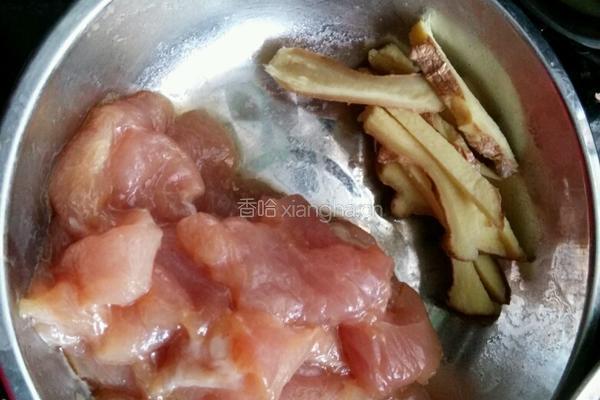 苦瓜冲菜炒肉片的做法图解3